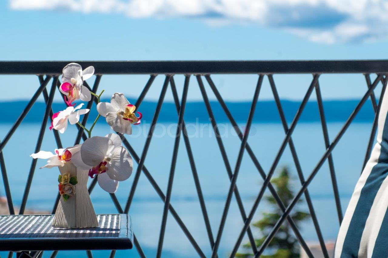 Sea View Apartment Leana Макарска Экстерьер фото