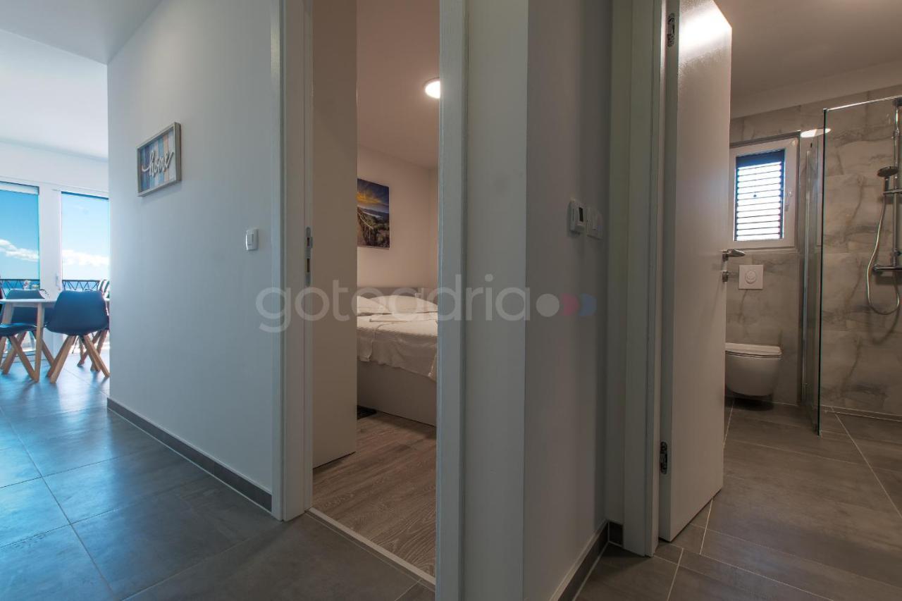 Sea View Apartment Leana Макарска Экстерьер фото